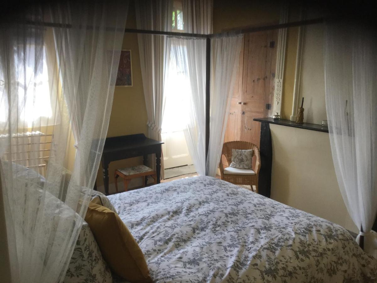 Maison Delmas Bed and Breakfast Puy-lʼÉvêque Εξωτερικό φωτογραφία